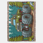 森の中の緑のモンスタートラック スローブランケット (正面縦)