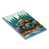 森の中の緑のモンスタートラック ノートブック (右側)
