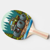森の中の緑のモンスタートラック 卓球ラケット (横)