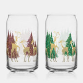 森の中の雪に覆われた冬のシカ ガラス缶 (正面)