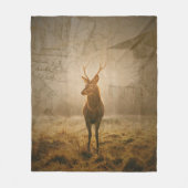 森の中の鹿 フリースブランケット (正面)