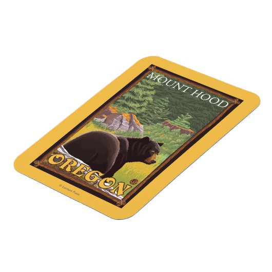 森の中の黒熊 – オレゴン州山フード マグネット (左側)