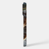 森の中の2匹のオオカミ：威厳のある野生動物 iPhoneケース (左側面)