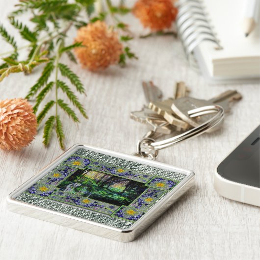 森の中 キーホルダー (側面)