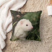 森の中。フェレット クッション (ブランケット)