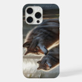 森の二匹の狼:壮大な野生生物 iPhoneケース (裏面)