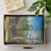 森の前に誇らしげに立つジョージアの納屋 薄葉紙 (ギフト)