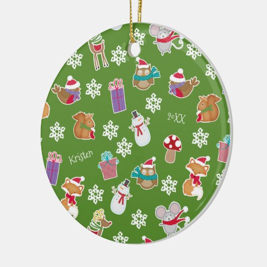 森の動物のパターン緑メリークリスマス セラミックオーナメント (左)