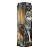 森の反射：女性と狼。 タンブラー (裏面)