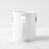 森の守護者 – シカの霊 ジャンボコーヒーマグカップ (裏面)
