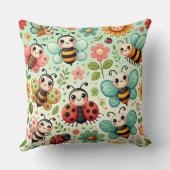 森の小さな友だち クッション (裏面)