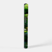 森の小川に架かる橋。1 iPhone 15ケース (右側面)