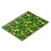 森の床のキノコとシダ ノートブック (左側)