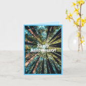 森の木とハッピーアニバーサリーグリーティングカード カード (黄色い花)