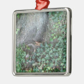 森の木の幹とツタ メタルオーナメント (左)