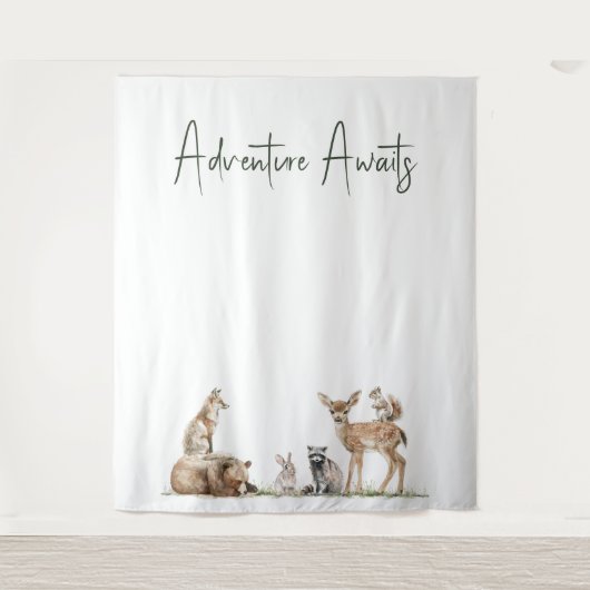 森の森の森の動物の冒険が待ち受ける タペストリー (正面)