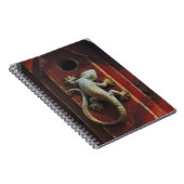 森の灰色トカゲ擦り切れたイ ノートブック (右側)