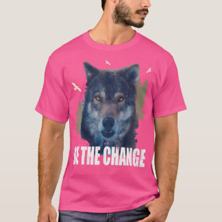 森の狼をハイキングする自然愛好家の変化である Tシャツ
