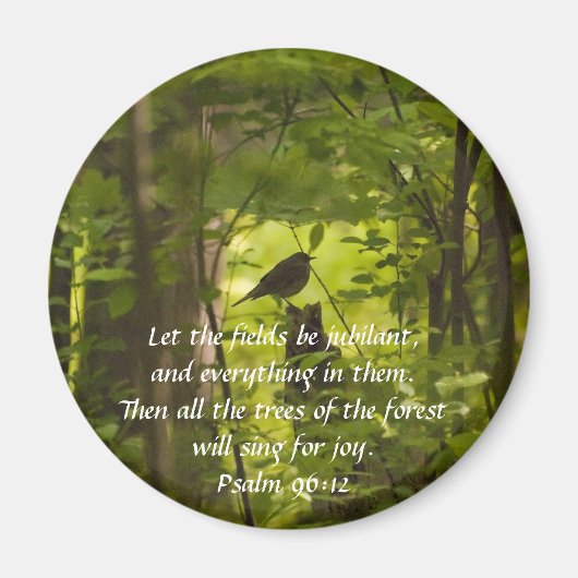 森の緑の中の白鳥 マグネット (正面)