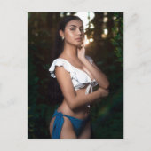 森の美しい水着モデル写真 ポストカード (正面)