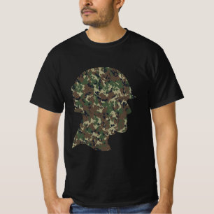 森の迷彩兵士ヘルメット Tシャツ