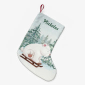 森の雪の中、そりに咲くかわいいシロクマ スモールクリスマスストッキング (正面 (吊り時))