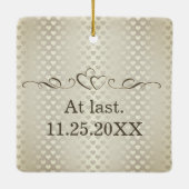 森の鹿の夫婦の結婚式 セラミックオーナメント (裏面)