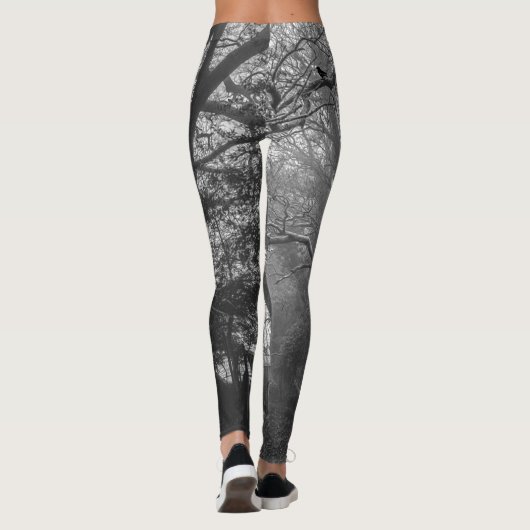 森不気味のモノクロ写真 レギンス (裏面)