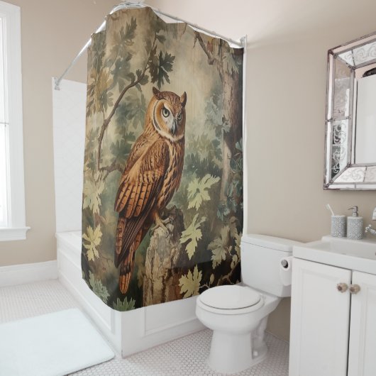 森威厳のあるのフクロウ シャワーカーテン (インサイチュ)