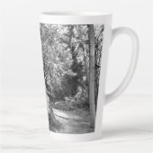 森林の保護者 カフェラテマグ (右)