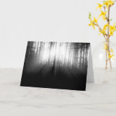 森林の木を通って照る日曜日 カード (黄色い花)