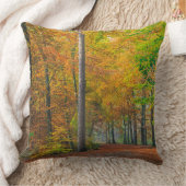 森林の秋の群葉が付いている木 クッション (ブランケット)
