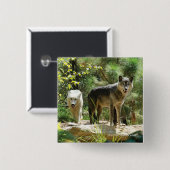 森林の2匹のオオカミ 缶バッジ (正面&裏面)