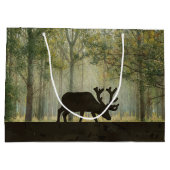 森林イラストレーションのアメリカヘラジカ ラージペーパーバッグ (裏面)