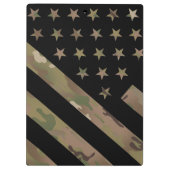 森林カムフラージュIの黒い旗 クリップボード (裏面)