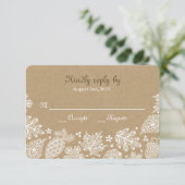 森林ハートのレースのような葉の秋の結婚式RSVP 出欠カード (スタンド正面)