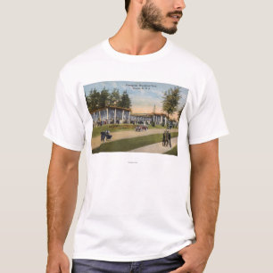 森林公園の動物の眺め Tシャツ