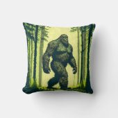 森林散歩のためのビッグフットサスカッチ クッション (正面)