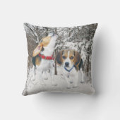 森林雪の枕のビーグル犬の子犬 クッション (裏面)