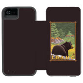 森林-アイダホのツキノワグマ INCIPIO iPhoneウォレットケース (フォリオオープン)