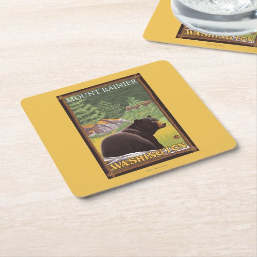 森林-レーニア山、ワシントン州のツキノワグマ スクエアペーパーコースター (アングル)