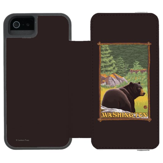 森林-ワシントン州のツキノワグマ INCIPIO iPhoneウォレットケース (フォリオオープン)