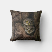 森林 | 2つのフクロウが探している クッション (正面)