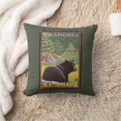 森林- Wrangell、アラスカのツキノワグマ クッション (ブランケット)