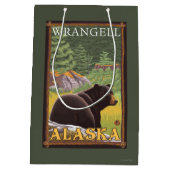 森林- Wrangell、アラスカのツキノワグマ ミディアムペーパーバッグ (裏面)