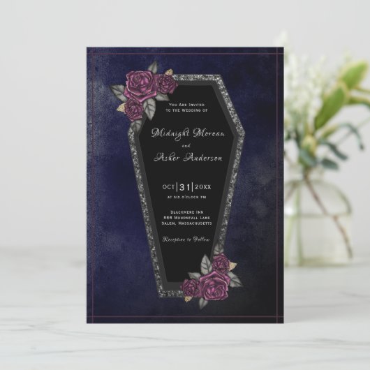棺の薔薇が輝くネイビーブルーのハロウィンウェディング 招待状 (スタンド正面)