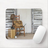 椅子に古い魚釣り機器 マウスパッド (マウス)
