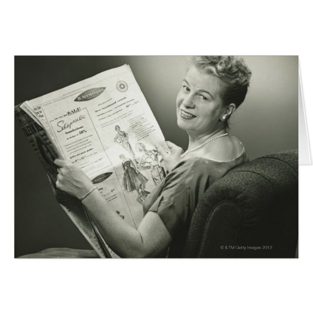 椅子に坐っている女性 (正面横)