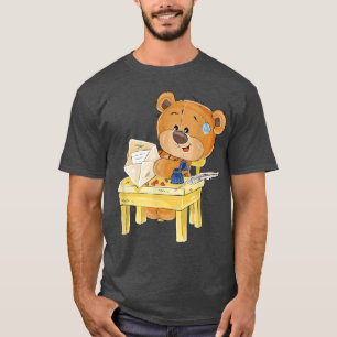 椅子に座っているかわいい茶色のクマ Tシャツ