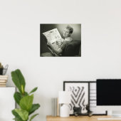 椅子に座っている女性 ポスター (ホームオフィス)